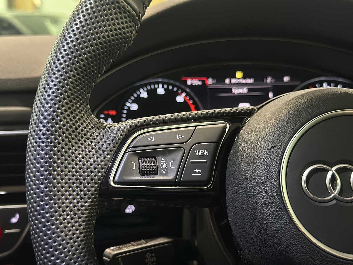 Used Audi A4 2019 for sale - 77697815: Photo 11