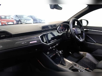 Used Audi RS Q3 2021 for sale - 75758250: Photo