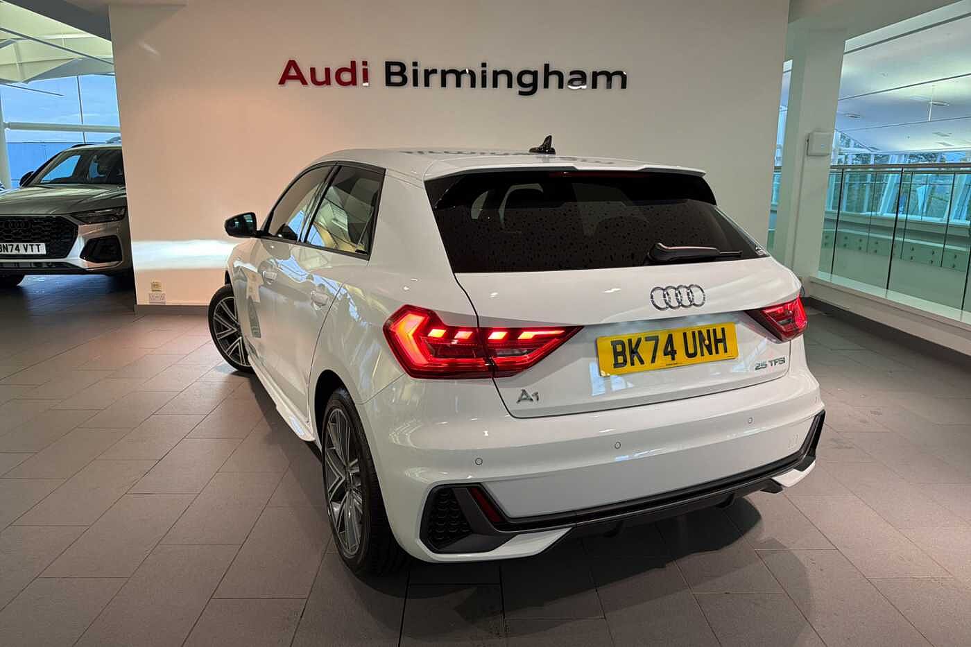 Used Audi A1 2024 for sale - 77176641: Photo 3