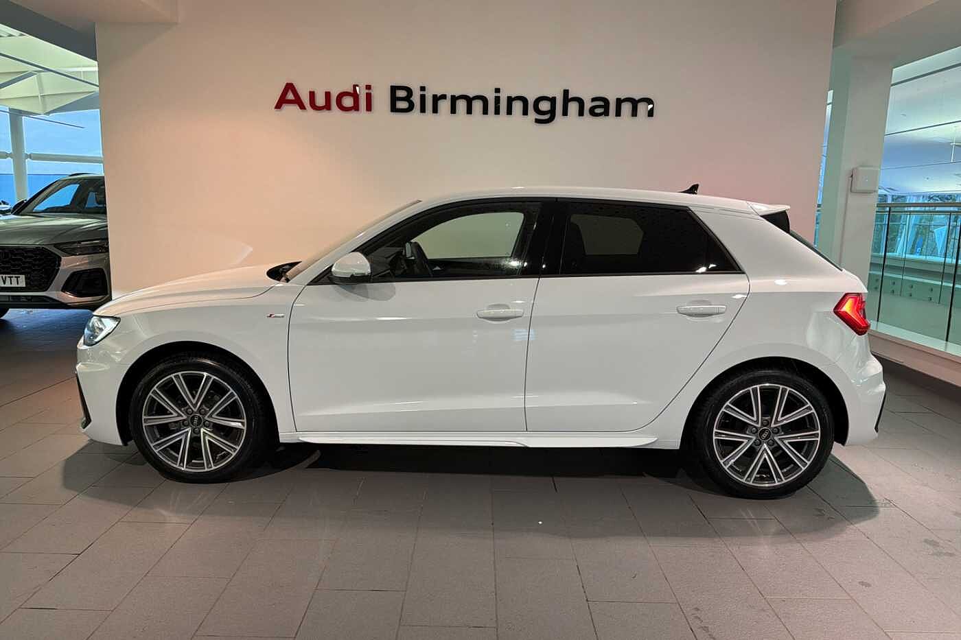 Used Audi A1 2024 for sale - 77176641: Photo 4
