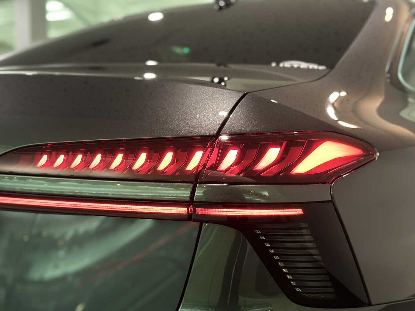 Used Audi A6 Saloon 2025 for sale - 76800599: Photo 21