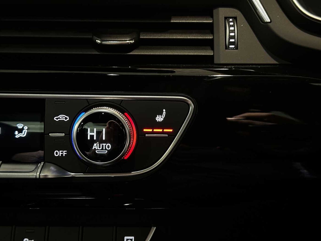 Used Audi A4 2022 for sale - 76635344: Photo 11