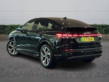 Used Audi Q4 e-tron 2022 for sale - 77292928: Photo