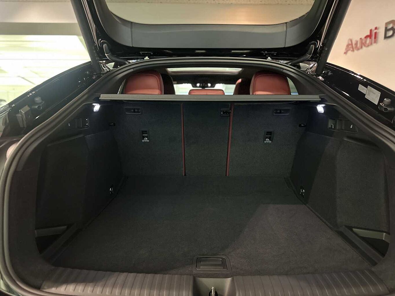 Used Audi Q6 e-tron 2025 for sale - 77013638: Photo 27