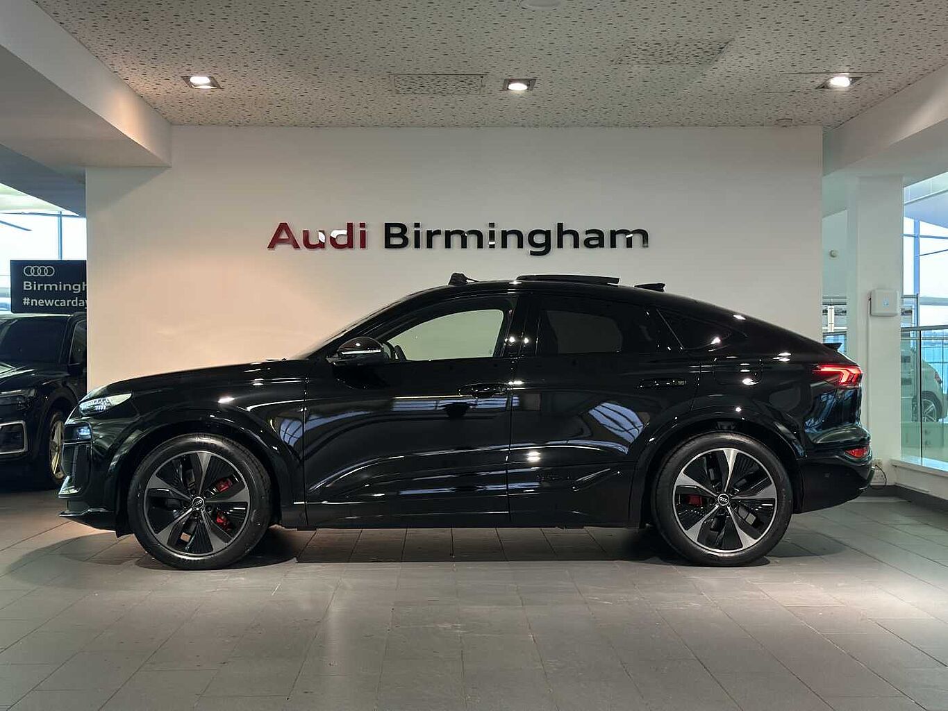 Used Audi Q6 e-tron 2025 for sale - 77013638: Photo 4