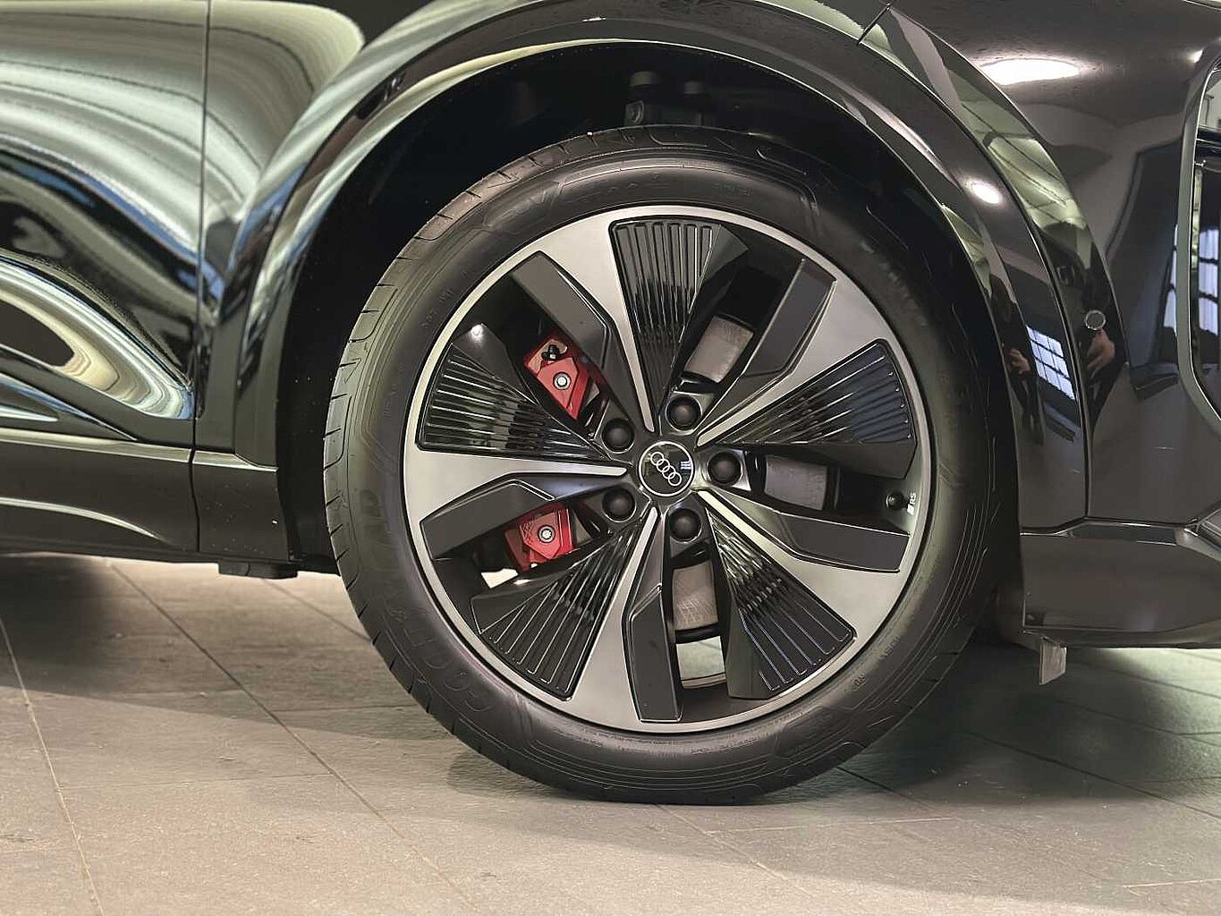 Used Audi Q6 e-tron 2025 for sale - 77013638: Photo 5