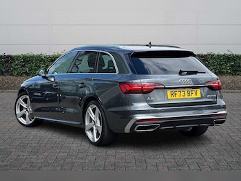 Used Audi A4 Avant 2023 for sale - 79338717: Photo