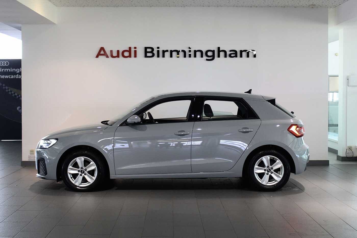 Used Audi A1 2023 for sale - 76176061: Photo 4