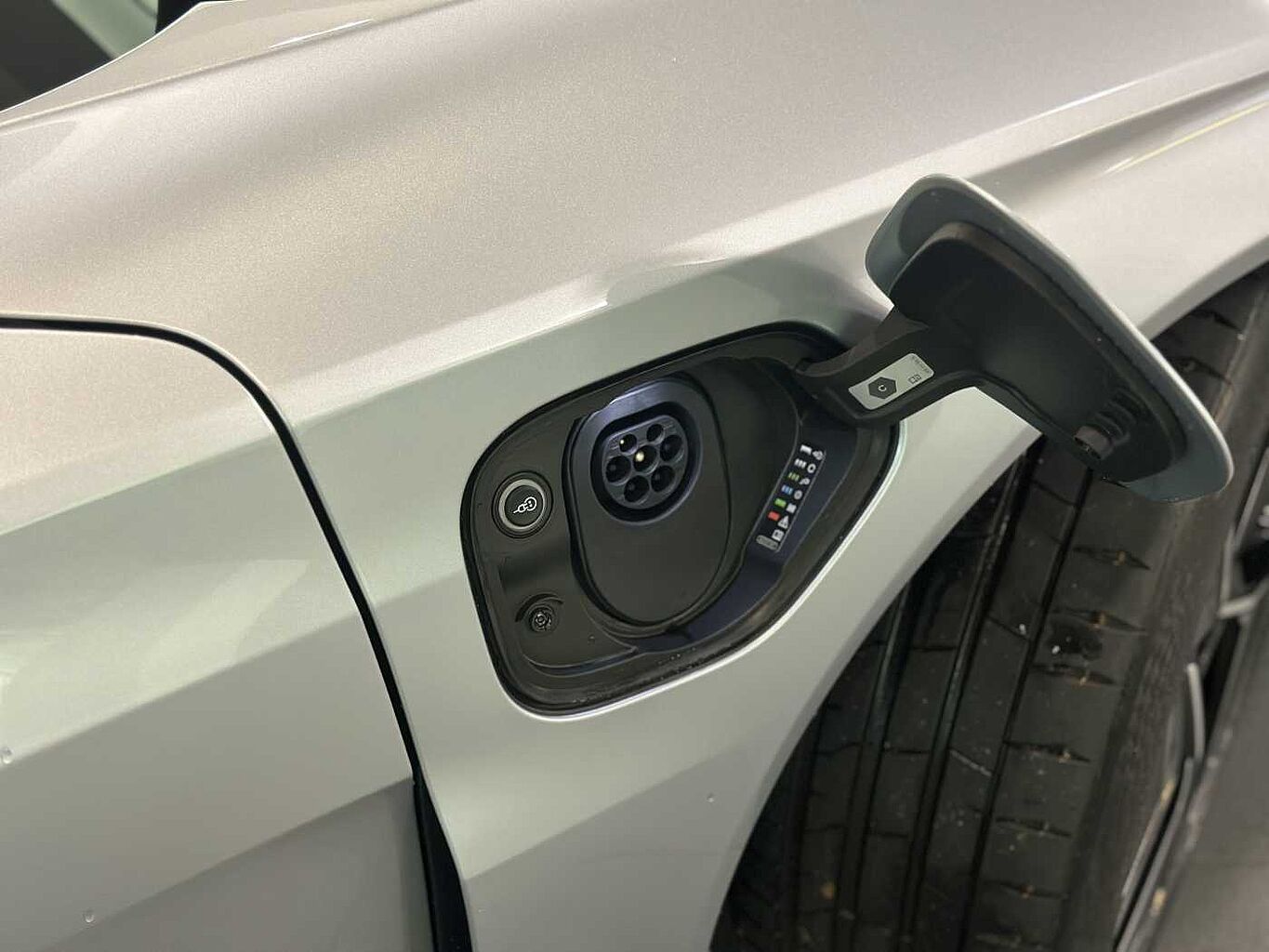 Used Audi e-tron 2025 for sale - 76800368: Photo 17