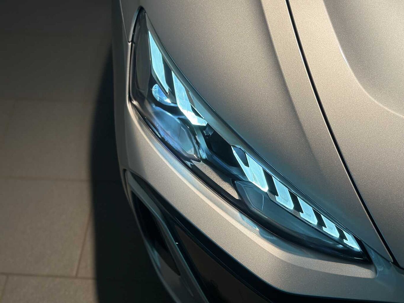 Used Audi e-tron 2025 for sale - 76800368: Photo 24