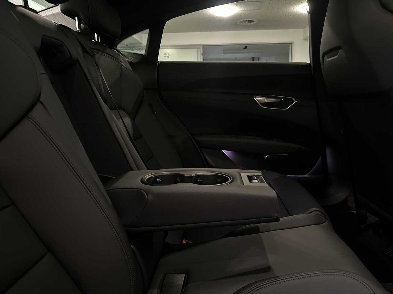 Used Audi e-tron 2025 for sale - 76800368: Photo 26