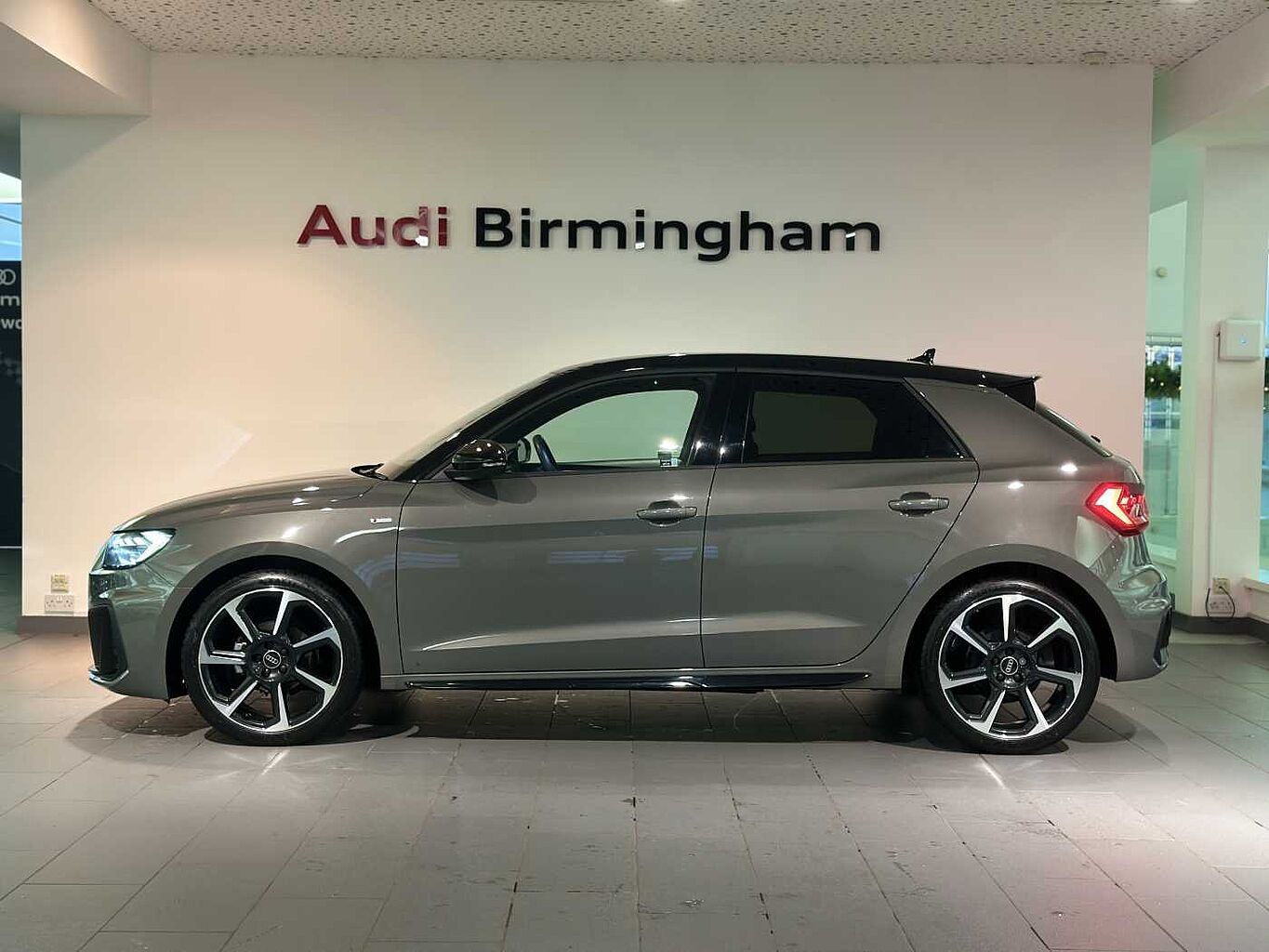 Used Audi A1 2023 for sale - 76888329: Photo 4
