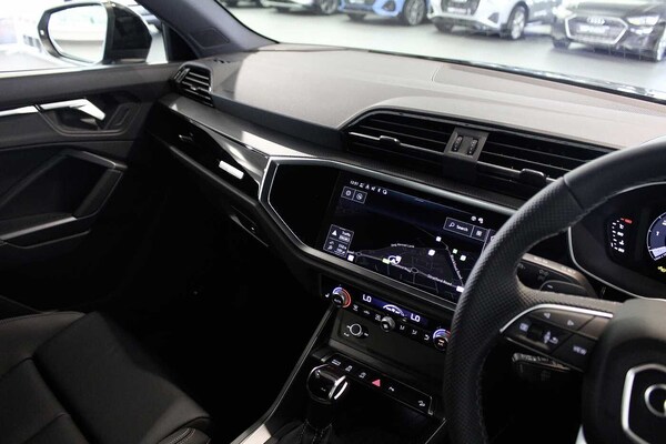 Used Audi Q3 2025 for sale - 76190646: Photo 26