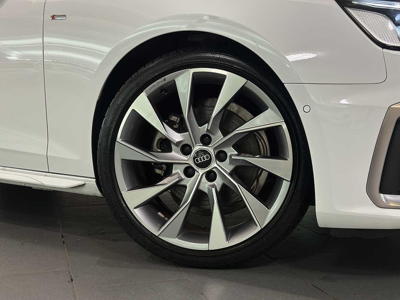 Used Audi A4 2023 for sale - 77176827: Photo 5