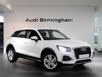 Audi - Q2