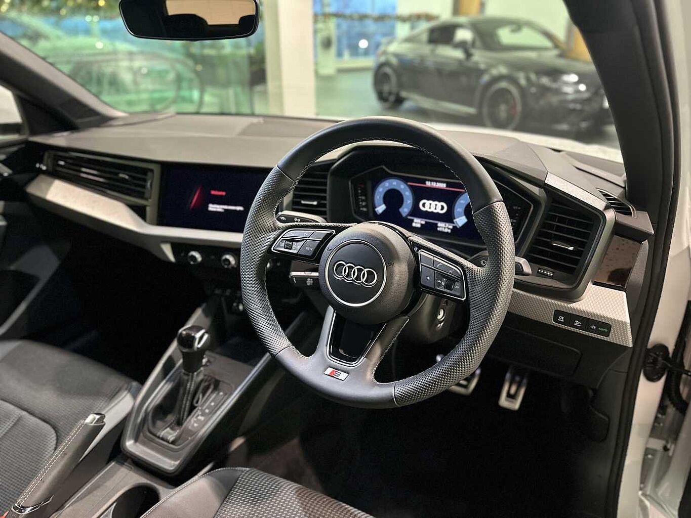 Used Audi A1 2025 for sale - 76647328: Photo 2