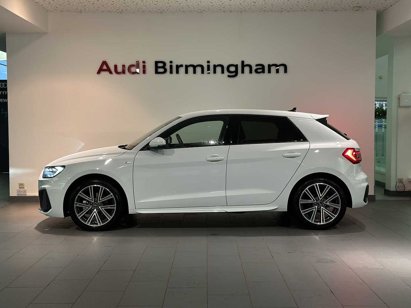 Used Audi A1 2025 for sale - 76647328: Photo 4