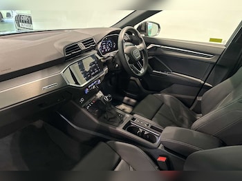 Used Audi Q3 2024 for sale - 75227033: Photo