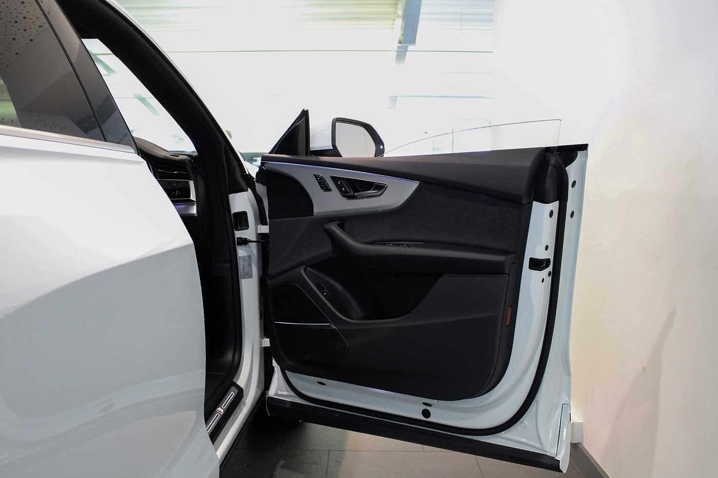 Used Audi Q8 2025 for sale - 76216631: Photo 10