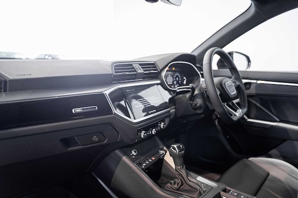 Used Audi Q3 2025 for sale - 74083504: Photo 2