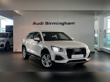 Audi - Q2