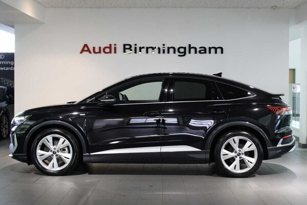 Used Audi Q4 e-tron 2024 for sale - 76086117: Photo 4