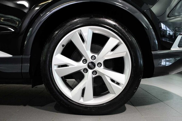 Used Audi Q4 e-tron 2024 for sale - 76086117: Photo 5