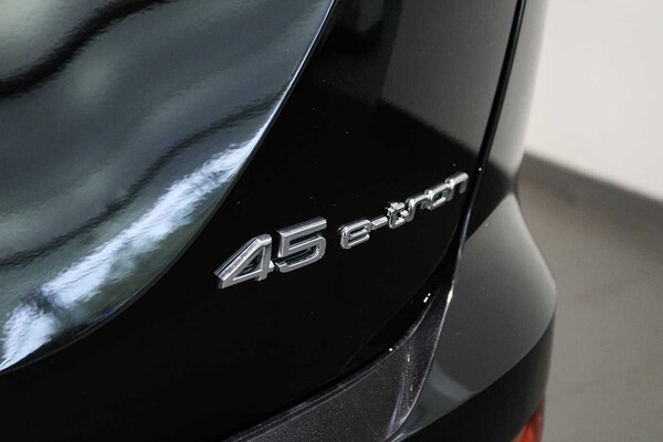 Used Audi Q4 e-tron 2024 for sale - 76086117: Photo 9