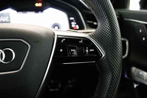 Used Audi A6 Saloon 2021 for sale - 75298968: Photo 17