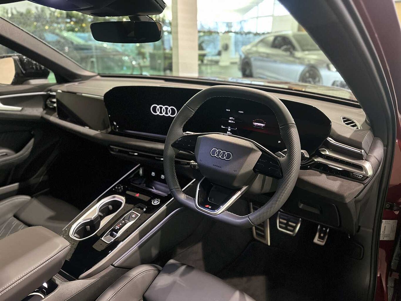 Used Audi A6 Saloon 2025 for sale - 76647329: Photo 2