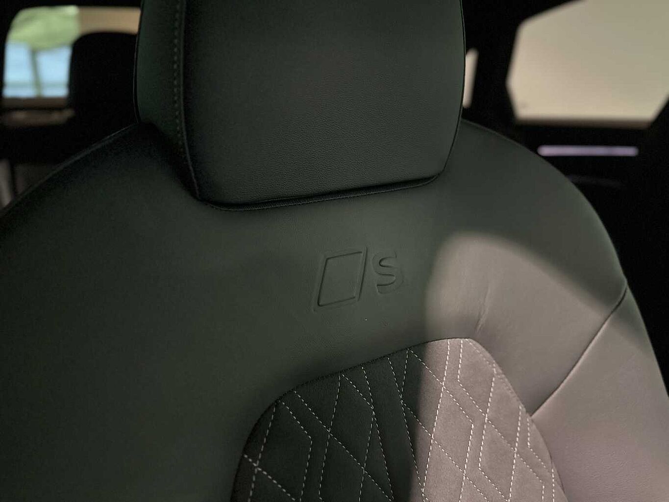 Used Audi A6 Saloon 2025 for sale - 76647329: Photo 20