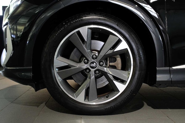 Used Audi Q4 e-tron 2021 for sale - 76285491: Photo 5