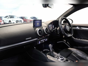 Used Audi A3 2019 for sale - 76033194: Photo 2