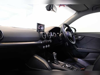 Used Audi Q2 2018 for sale - 75602295: Photo