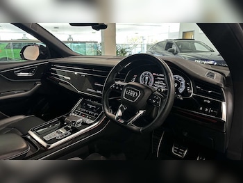 Used Audi Q8 2022 for sale - 76441764: Photo