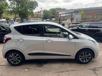 Used Hyundai i10 2017 for sale - 79692683: Photo