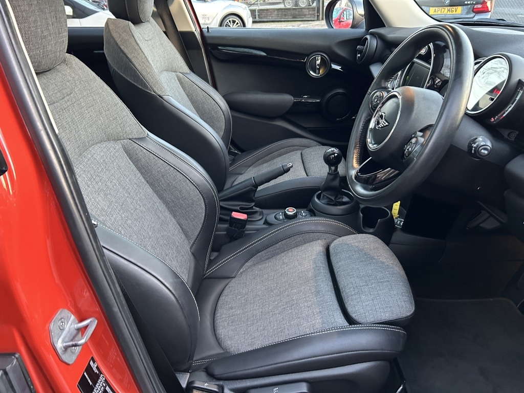 Used MINI Hatch 2018 for sale - 77008461: Photo 10