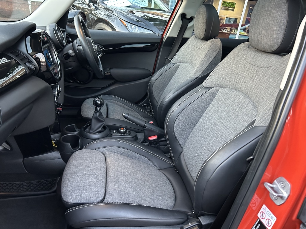 Used MINI Hatch 2018 for sale - 77008461: Photo 11