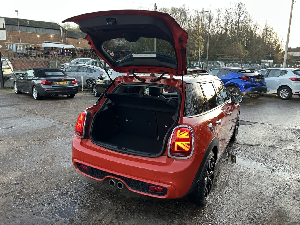 Used MINI Hatch 2018 for sale - 77008461: Photo 18