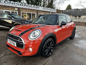 MINI Hatch feature image