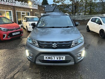 Used Suzuki Vitara 2017 for sale - 76532549: Photo