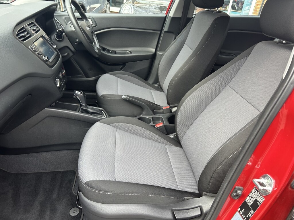 Used Hyundai i20 2019 for sale - 77818670: Photo 12