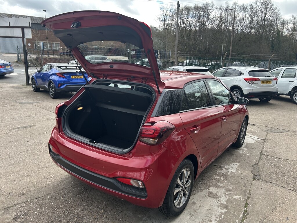 Used Hyundai i20 2019 for sale - 77818670: Photo 17