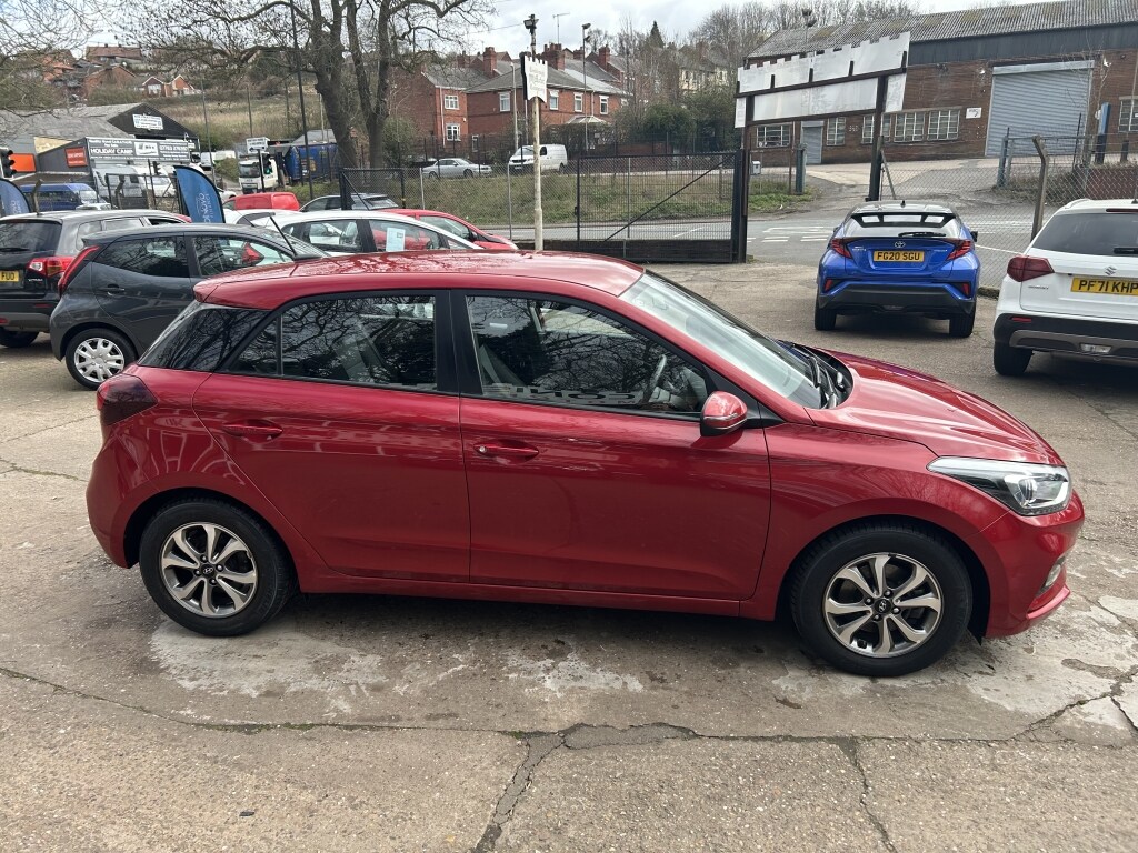Used Hyundai i20 2019 for sale - 77818670: Photo 6