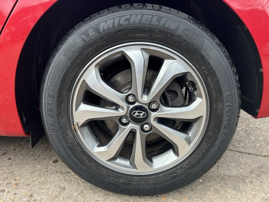 Used Hyundai i20 2019 for sale - 77818670: Photo 9