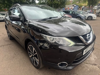 Used Nissan Qashqai 2017 for sale - 79446868: Photo
