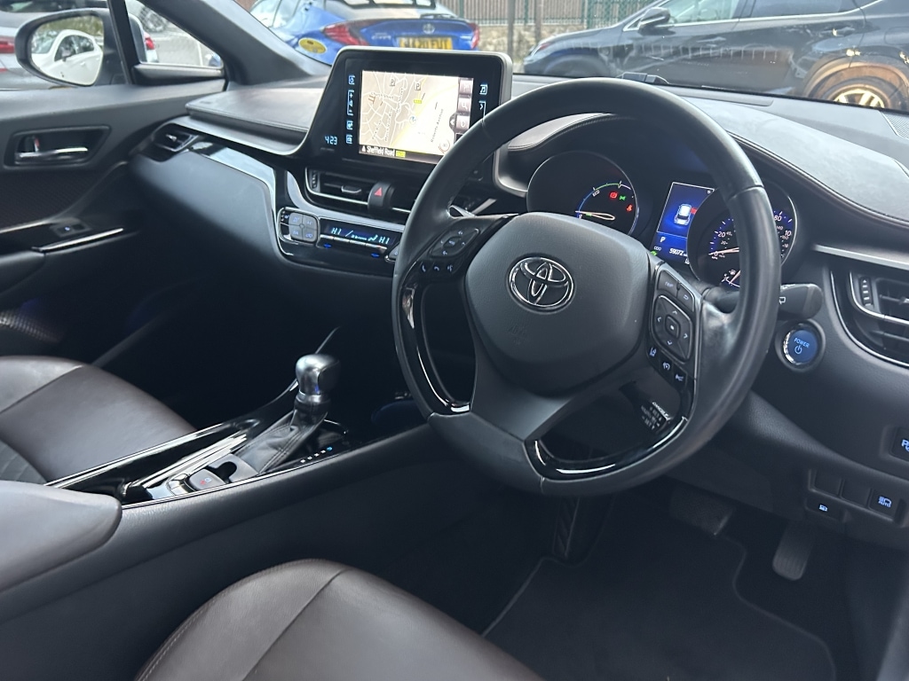 Used Toyota C-HR 2017 for sale - 76397213: Photo 17