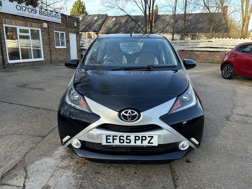 Used Toyota AYGO 2015 for sale - 77652419: Photo 2