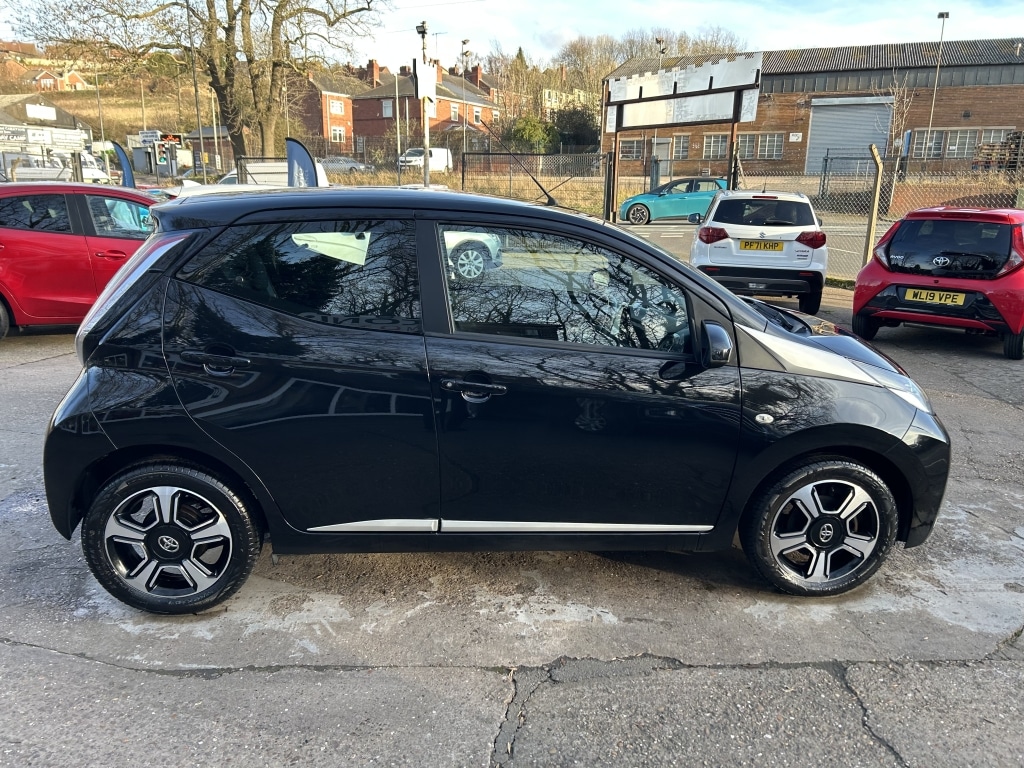 Used Toyota AYGO 2015 for sale - 77652419: Photo 4