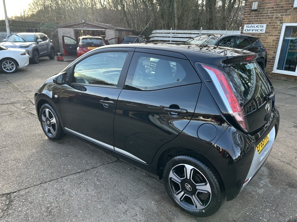 Used Toyota AYGO 2015 for sale - 77652419: Photo 5